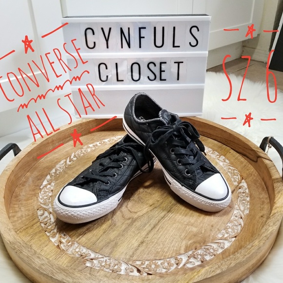 Converse Shoes - Converse/Chucks All🌟Star quilted sz 6